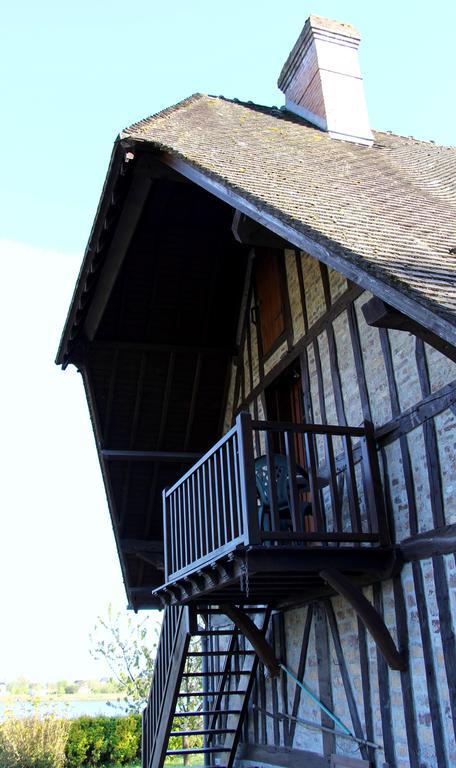 En Bord De Seine Bed & Breakfast Duclair Exterior foto